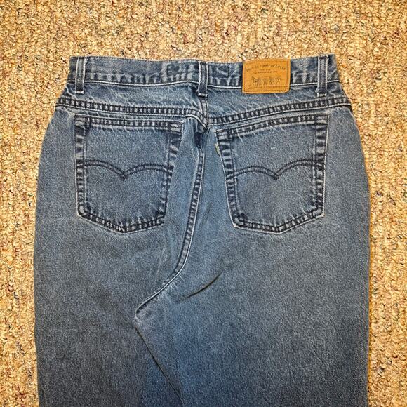 Vintage Levi's Jean Women Size 16 Blue 900 Series High Waist Mom Tapered - Picture 2 of 9